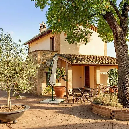 Pleasant Detached House Near Trasimeno Agello