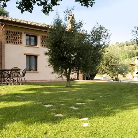Hotel Pleasant Detached House Near Trasimeno 3*